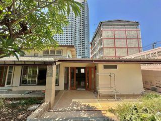 For sale 5 bedrooms house in Bang Na, Bangkok