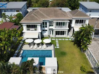 For sale 6 bedrooms villa in Hua Hin, Prachuap Khiri Khan