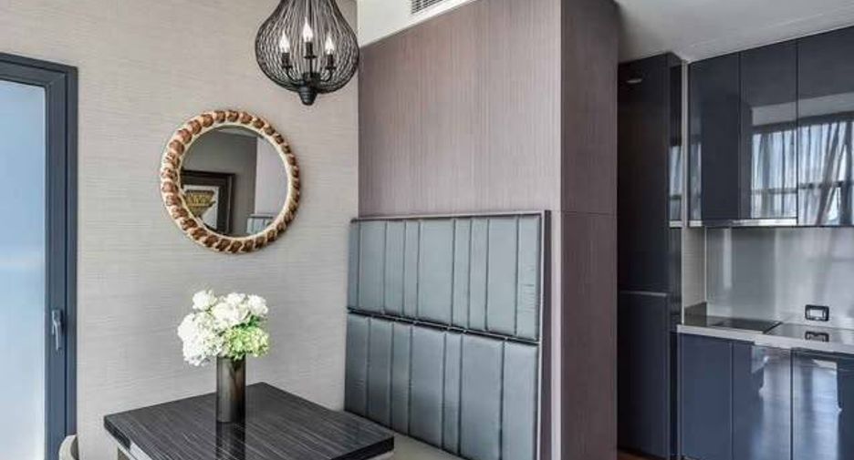 For sale 1 bed condo in Sathon, Bangkok
