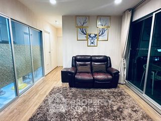 For rent 2 bedrooms condo in Yan Nawa, Bangkok