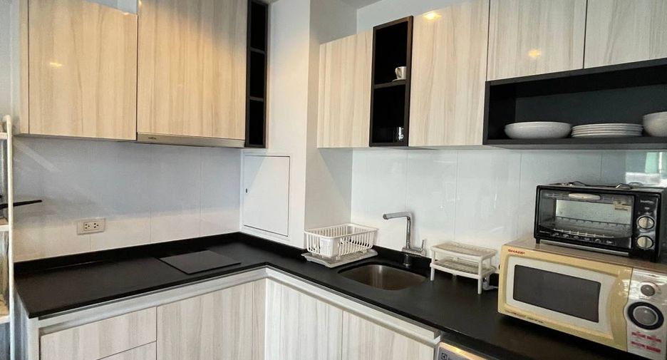 For rent 1 bed condo in Watthana, Bangkok