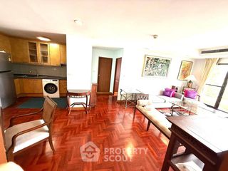 For rent 2 bedrooms condo in Yan Nawa, Bangkok