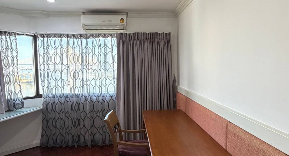 For rent 3 bedrooms condo in Rat Burana, Bangkok