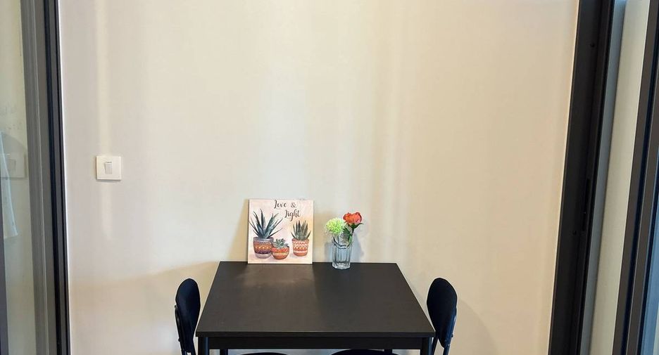 For rent 1 bed condo in Phra Khanong, Bangkok