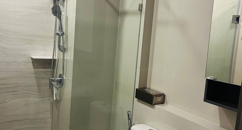 For rent 1 bed condo in Phra Khanong, Bangkok