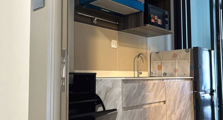 For rent 1 bed condo in Phra Khanong, Bangkok