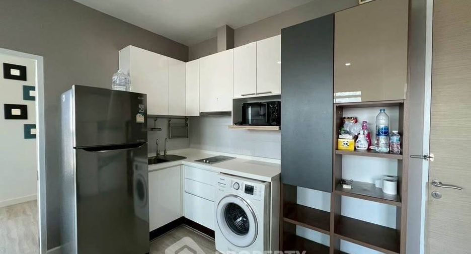 For rent 2 bedrooms condo in Bang Na, Bangkok