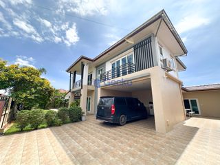 For rent 4 ベッドルーム house in Bang Lamung, Chonburi