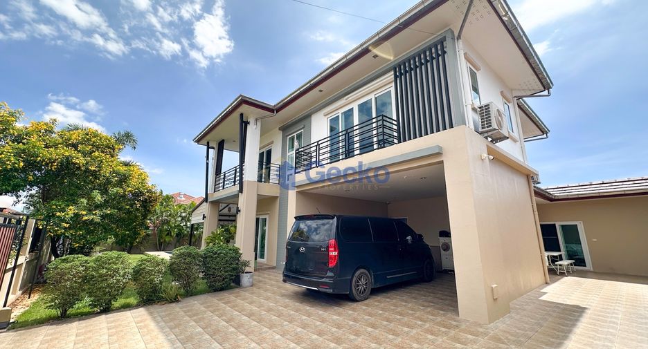 For rent 4 bedrooms house in Bang Lamung, Chonburi
