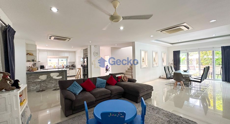 For rent 4 bedrooms house in Bang Lamung, Chonburi