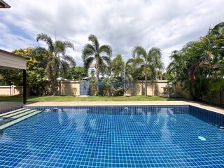 For rent 4 bedrooms house in Bang Lamung, Chonburi