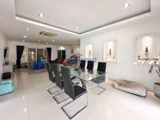 For rent 4 ベッドルーム house in Bang Lamung, Chonburi