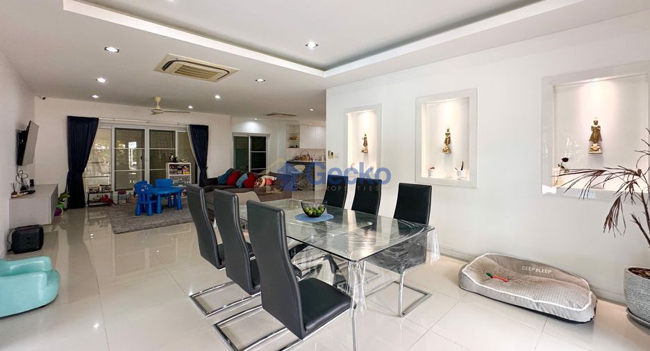For rent 4 bedrooms house in Bang Lamung, Chonburi