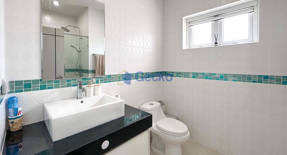 For rent 4 bedrooms house in Bang Lamung, Chonburi