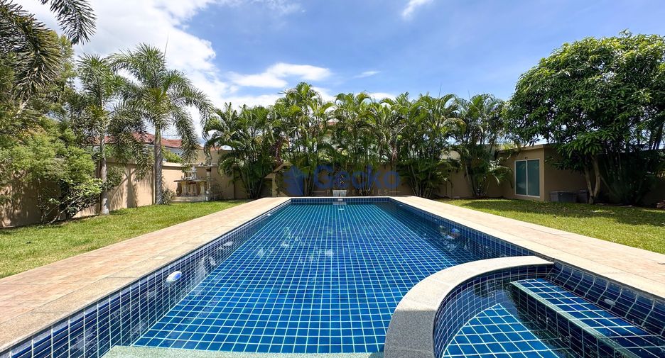 For rent 4 bedrooms house in Bang Lamung, Chonburi