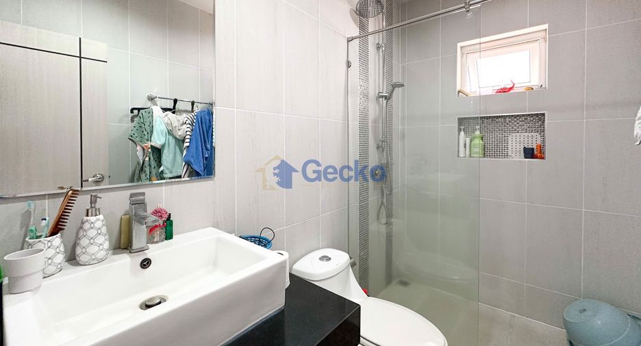 For rent 4 bedrooms house in Bang Lamung, Chonburi