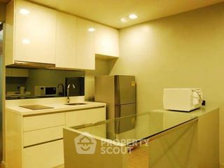 For rent 2 bedrooms condo in Bang Rak, Bangkok