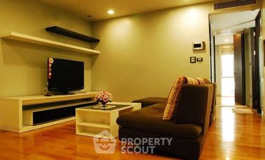 For rent 2 bedrooms condo in Bang Rak, Bangkok