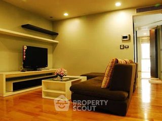 For rent 2 bedrooms condo in Bang Rak, Bangkok
