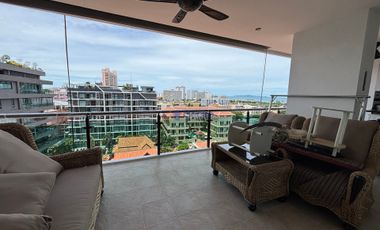 For rent 3 bedrooms condo in Bang Lamung, Chonburi
