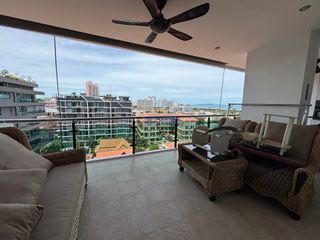 For rent 3 bedrooms condo in Bang Lamung, Chonburi