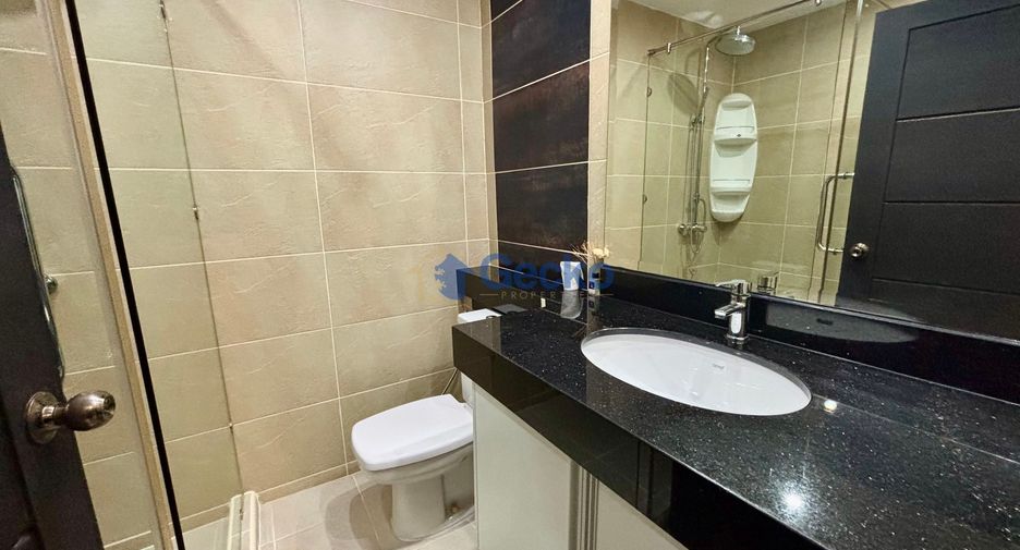 For rent 3 bedrooms condo in Bang Lamung, Chonburi