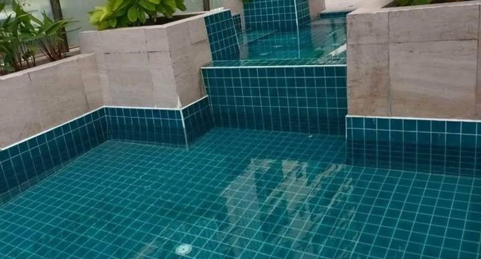 For rent 2 ベッドルーム condo in Pathum Wan, Bangkok
