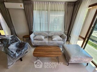 For rent 4 bedrooms house in Bang Kapi, Bangkok