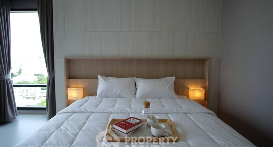 For rent 2 bedrooms condo in Khlong Toei, Bangkok