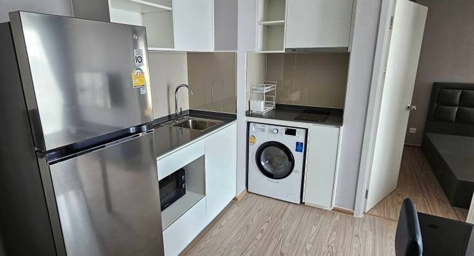 For rent 2 bedrooms condo in Bang Kapi, Bangkok