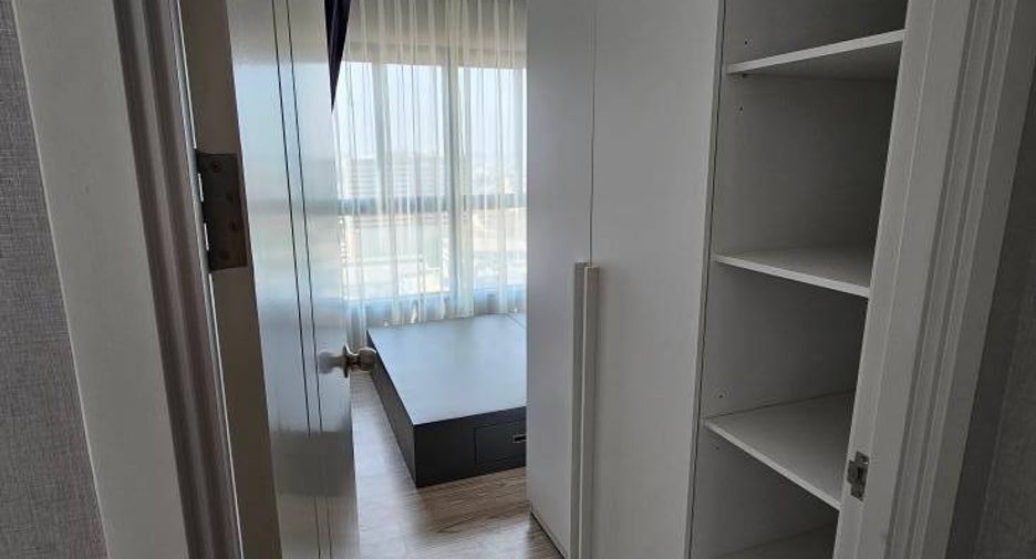 For rent 2 bedrooms condo in Bang Kapi, Bangkok