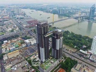 For rent 2 bedrooms condo in Yan Nawa, Bangkok