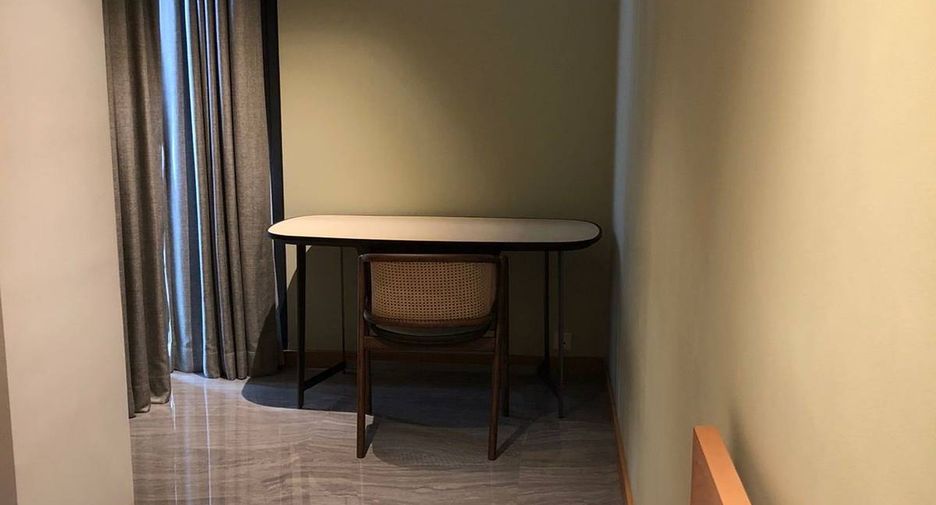 For rent 2 bedrooms condo in Sathon, Bangkok