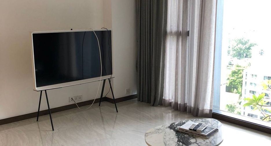 For rent 2 bedrooms condo in Sathon, Bangkok