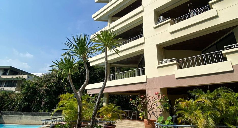 For rent 1 bed apartment in Khlong Toei, Bangkok