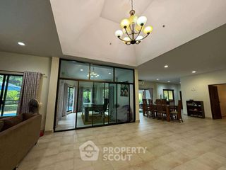 For rent 4 bedrooms house in Bang Lamung, Chonburi