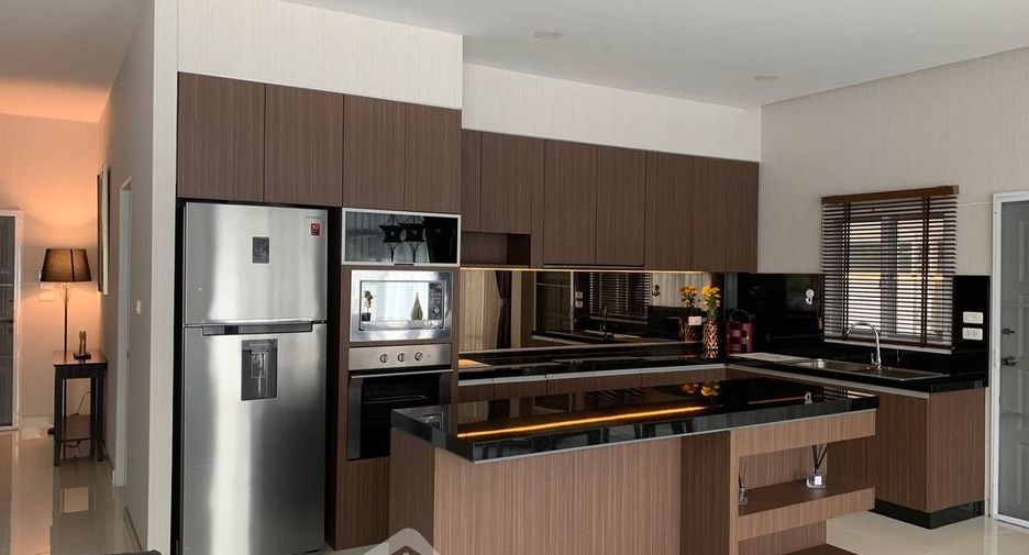 For rent 3 bedrooms house in Bang Lamung, Chonburi