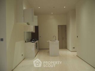 For rent 2 bedrooms condo in Bang Rak, Bangkok