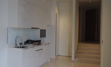 For rent 2 bedrooms condo in Bang Rak, Bangkok