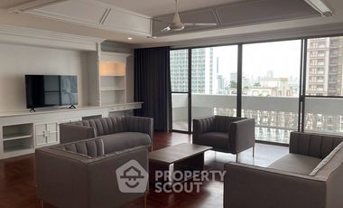 For rent 3 bedrooms apartment in Khlong Toei, Bangkok