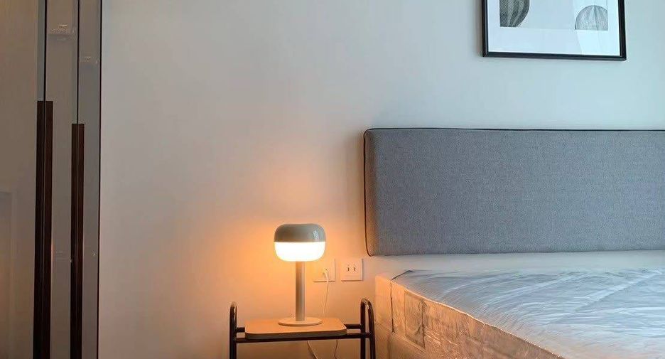Condo en alquiler de 1 habitaciones en Bang Rak, Bangkok