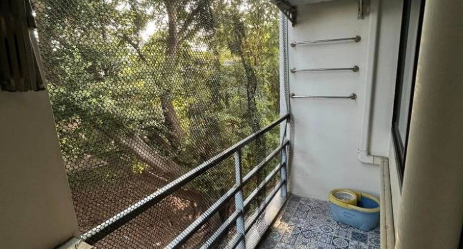 For rent 2 bedrooms condo in Phaya Thai, Bangkok