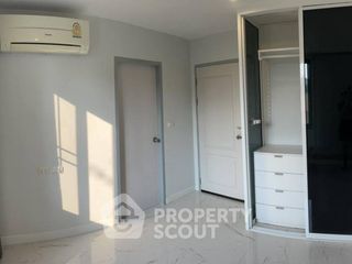 For rent 2 bedrooms condo in Phaya Thai, Bangkok