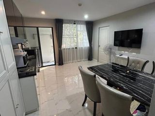 For rent 2 bedrooms condo in Phaya Thai, Bangkok