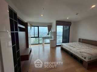 For rent 1 bed condo in Phaya Thai, Bangkok