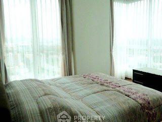 For rent 2 bedrooms condo in Yan Nawa, Bangkok