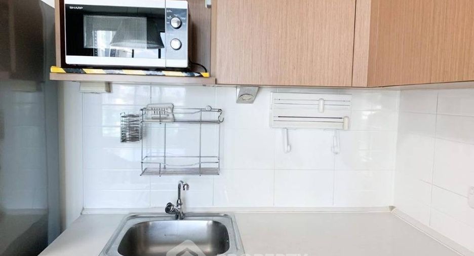 For rent 2 bedrooms condo in Phaya Thai, Bangkok