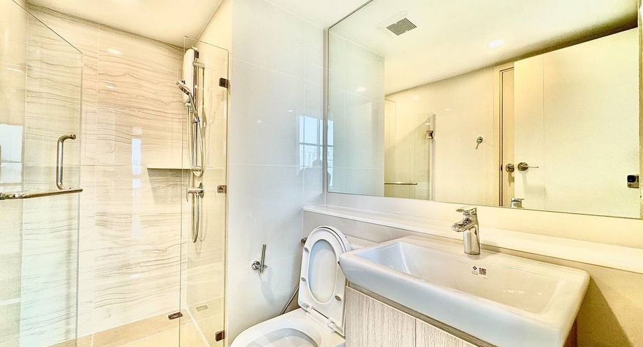 Wohnung zur Miete mit 2 Zimmer in Khlong Toei, Bangkok