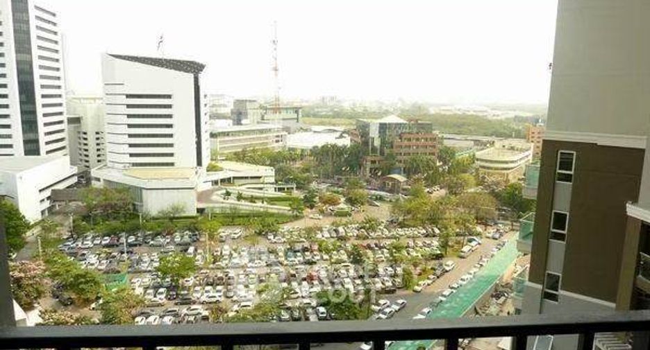 For rent 1 bed condo in Huai Khwang, Bangkok