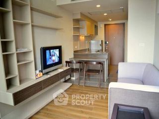 For rent 1 bed condo in Phaya Thai, Bangkok